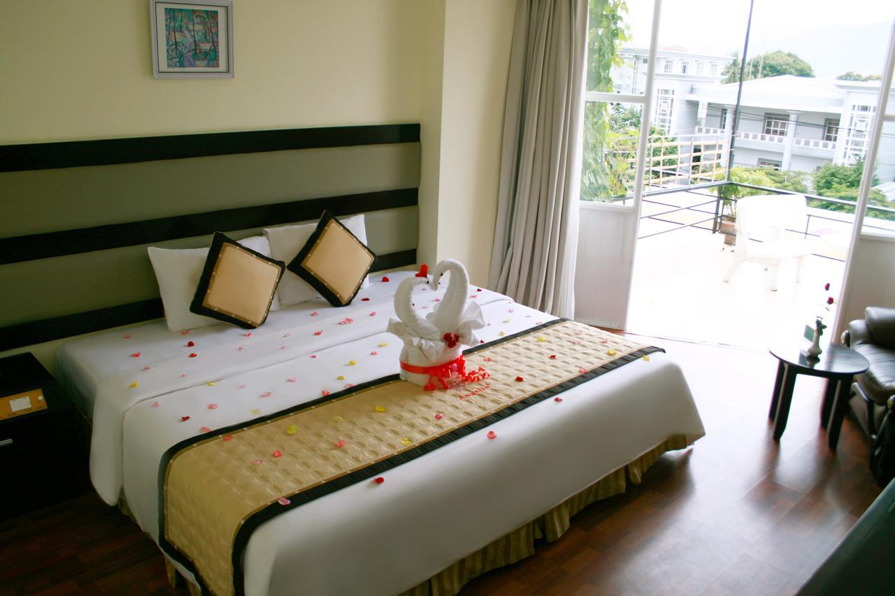 Angella Hotel Nha Trang Kültér fotó