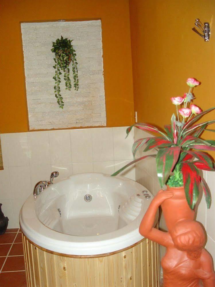 Angella Hotel Nha Trang Kültér fotó